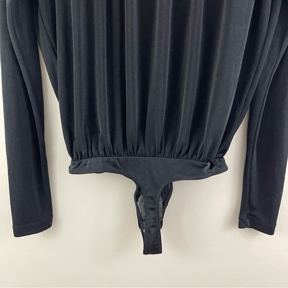 FREE PEOPLE Black Plunging V Neck Faux Wrap Long Sleeve Turnt Bodysuit NEW - Picture 10 of 13